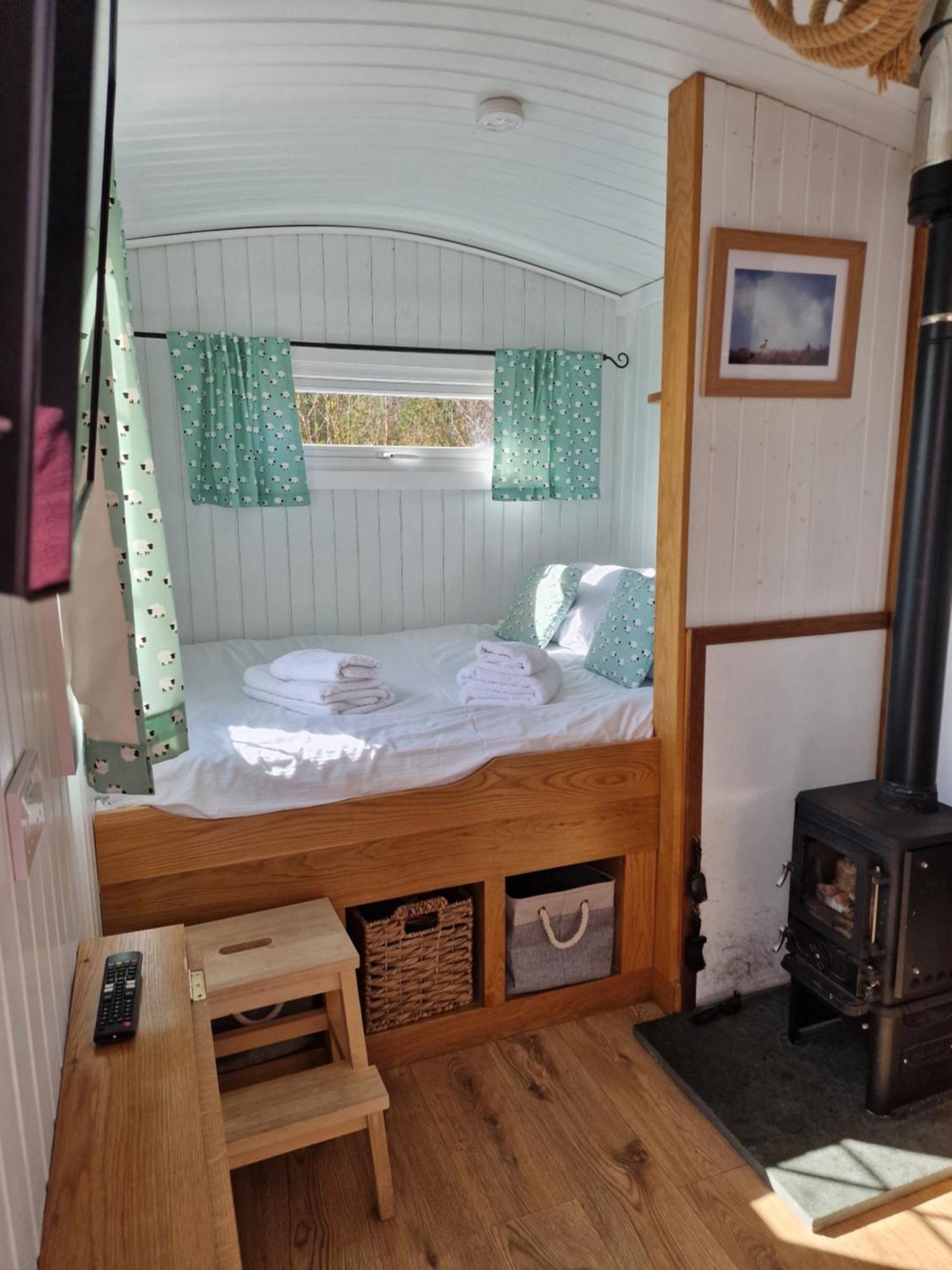 Dalnoid Cottages & Treehouses Nr Glenshee Dış mekan fotoğraf